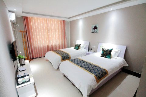 延津平原湖宾馆