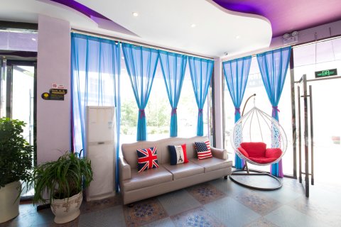 泰兴V爱主题宾馆