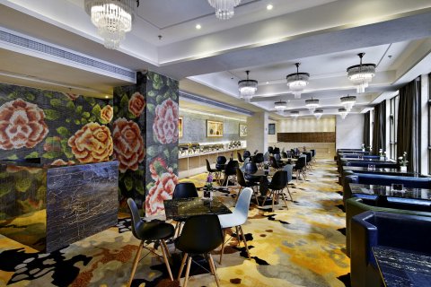 龙里伯爵钻石酒店