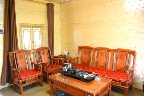 清远金子山森林雪谷壮瑶度假村