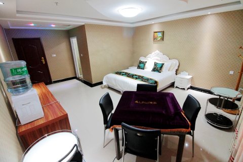 延津平原湖宾馆