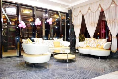 靖西明晨假日酒店