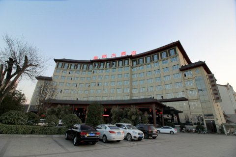 内乡东湖大酒店