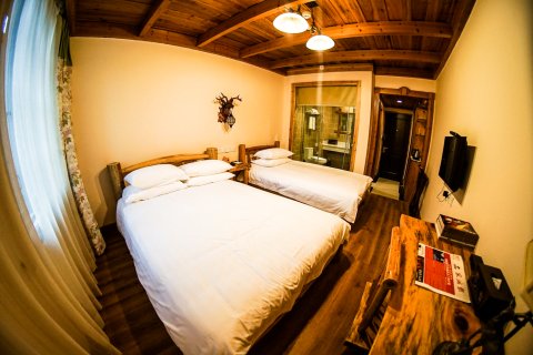 龙泉山绿野山庄