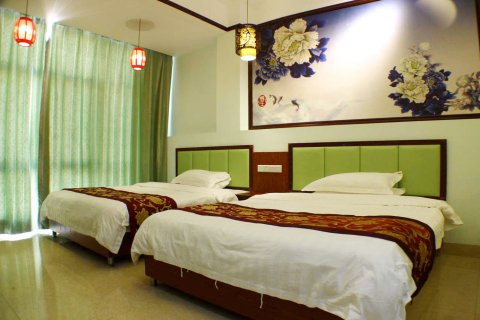 丹霞山荷塘月色客栈