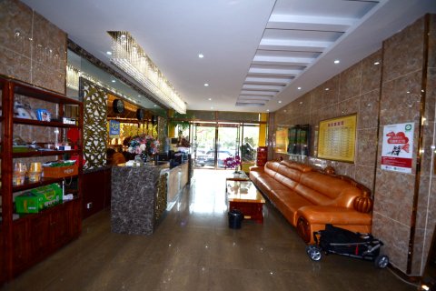 派克森民宿(定州中兴西路店)