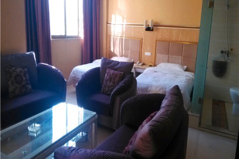 峨山鸿盛商务宾馆