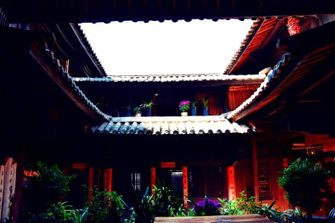 诺邓五滴水客栈