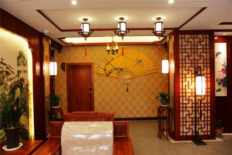 神农架自在居民宿(木鱼镇中国石化加油站店)