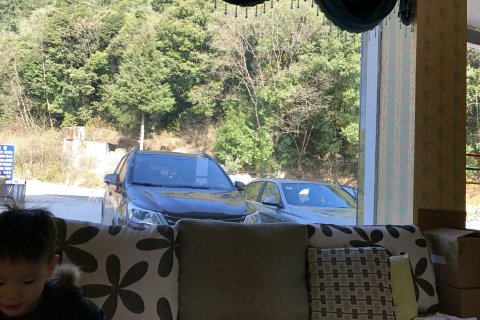 禄劝木阿洛白世家酒店