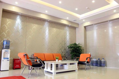 南雄江景庭酒店