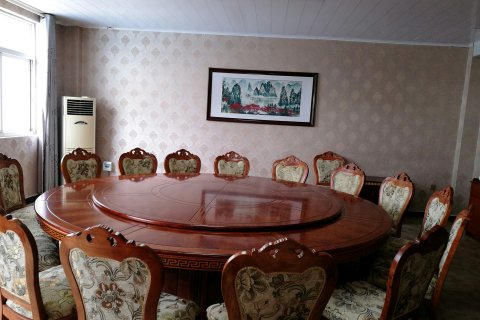 万安华云大酒店