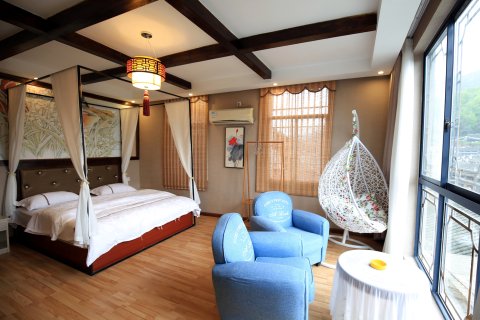 凤凰我行我宿客栈