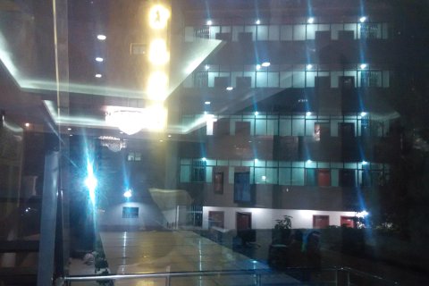 蓝田鑫花宾馆(汽车站店)