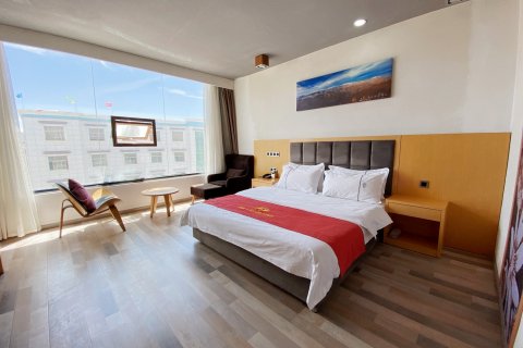 如家派柏·云酒店(日喀则市人民医院店)