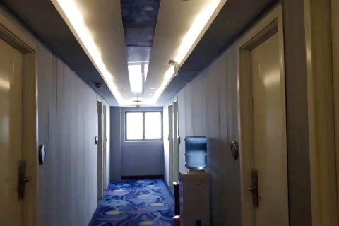 派柏•云酒店(延津十字街店)