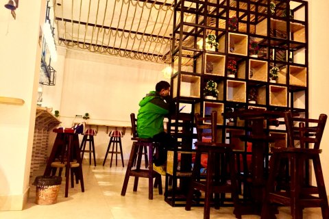 红原等风来国际青年旅舍