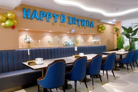 廉江华茂大酒店