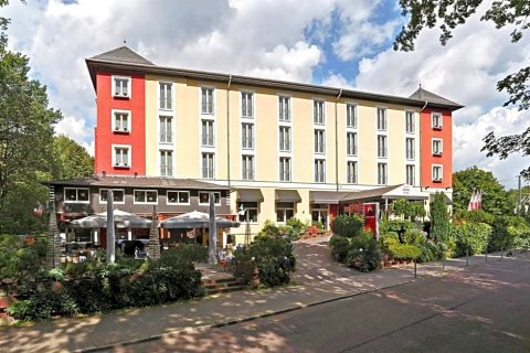 葛籣瑙酒店(Grünau Hotel)