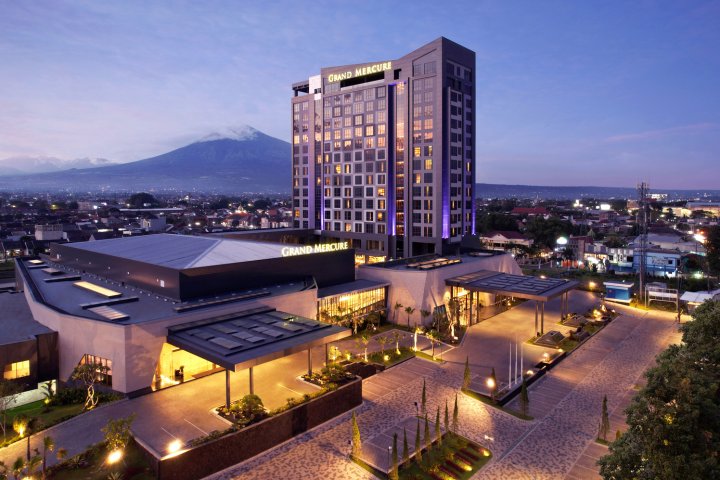 玛琅美爵米拉玛酒店(Grand Mercure Malang Mirama)