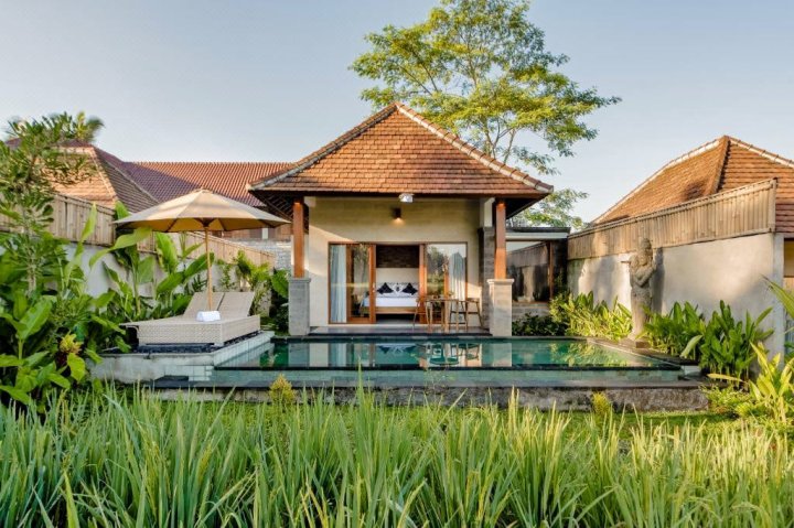 乌布波卡别墅和水疗中心由 EPS(Poka Ubud View Villas & Spa by EPS)