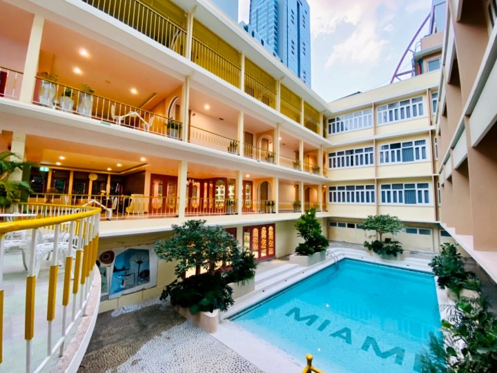 曼谷迈阿密酒店(Miami Hotel Bangkok)