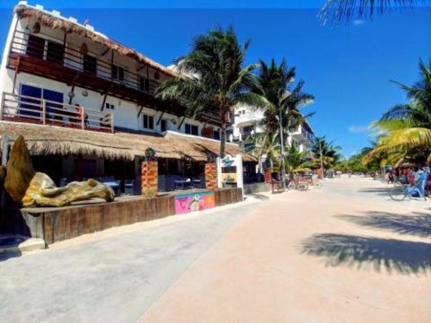 埃尔富尔特海滩度假公寓酒店(El Fuerte Beach Resort)