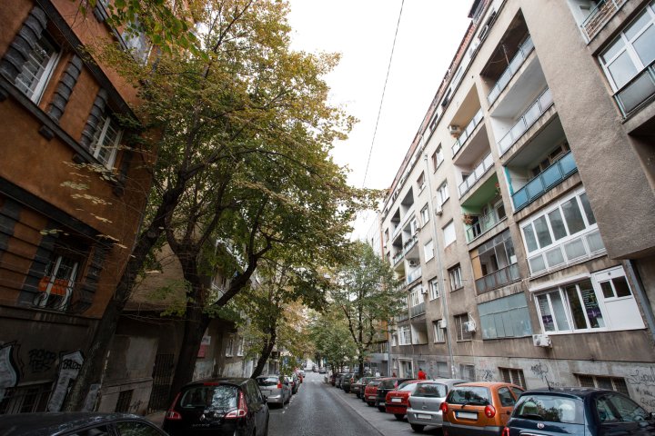 贝尔格莱德现代中央公寓带阳台(Belgrade MODERN & CENTRAL Balcony)