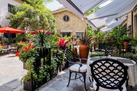 成都麓山安珀酒店