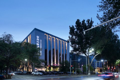 紫御国际假日酒店(承德避暑山庄店)