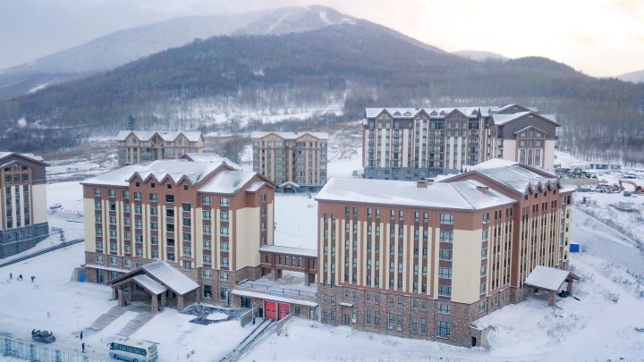 北大湖山湖居酒店