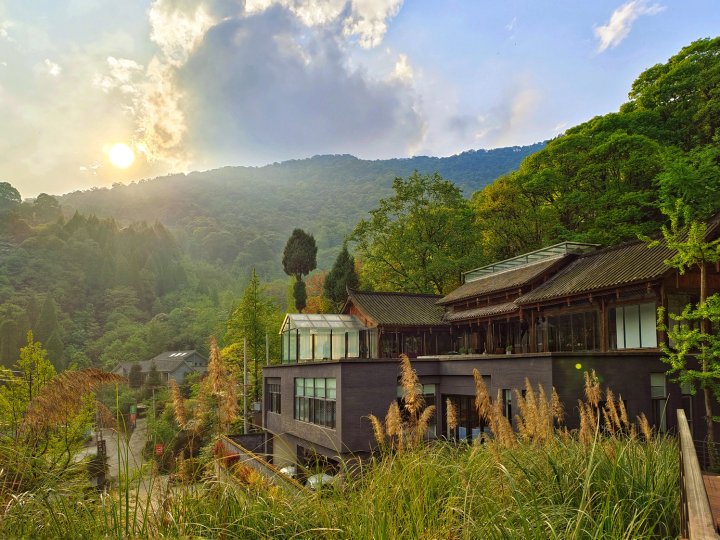 青城山十里山境私汤温泉度假酒店