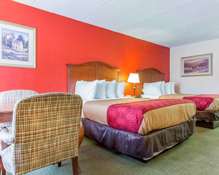 格里芬伊克诺套房旅馆酒店(Econo Lodge Inn & Suites - Griffin)