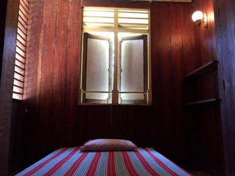 木屋旅馆(Wood Cabin)