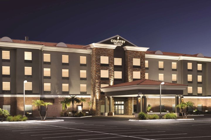 坦帕 RJ 体育馆丽笙乡村套房旅馆(Country Inn & Suites by Radisson, Tampa RJ Stadium)