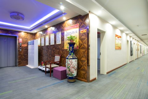 骏怡连锁酒店(延津西大街店)