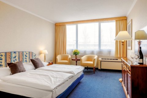 路德维希港莱奥索酒店(Leoso Hotel Ludwigshafen)