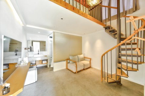 言火火春夏秋冬民宿(宁国皖南川藏线店)