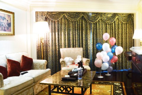 熹龙国际大酒店(茂名人民广场高铁站店)