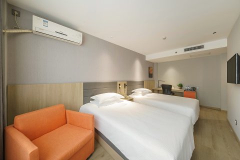 锦江之星酒店(西安大唐不夜城大雁塔地铁站店)