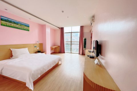 现代便捷酒店(平南中心广场店)