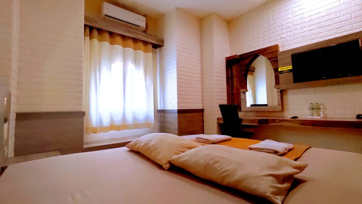 拉里斯马尼斯伊斯兰酒店(Hotel Syariah Larismanis)