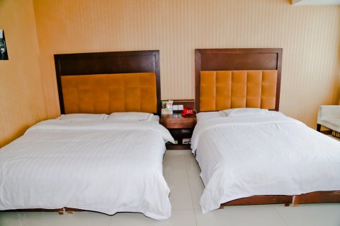 天沅商务酒店(遵化燕山店)