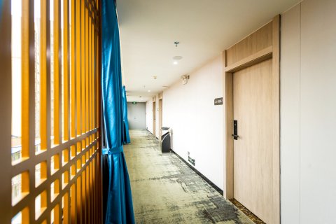 佰嘉成大酒店(信丰迎宾大道店)