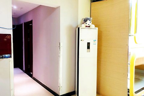 尚俭太空舱公寓(西安小寨省体店)