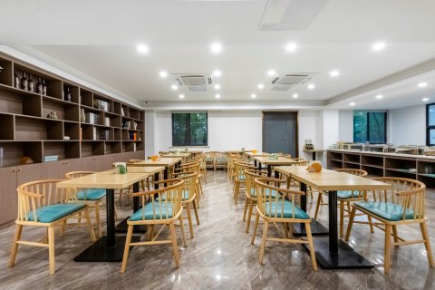 枫林酒店(海宁皮革城海昌南路店)