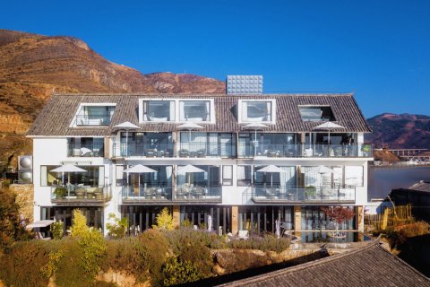 大理双廊半岛云端海景客栈