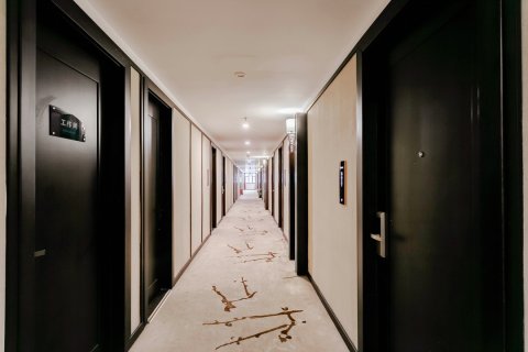 凯盛美季酒店(宜昌cbd购物中心解放路步行街店)