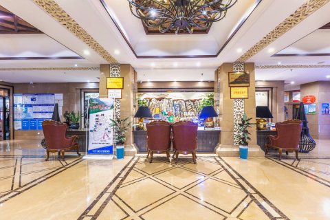 辉县华隆丽都精品酒店(市政府店)