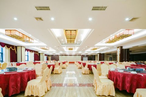 靖西环球大酒店